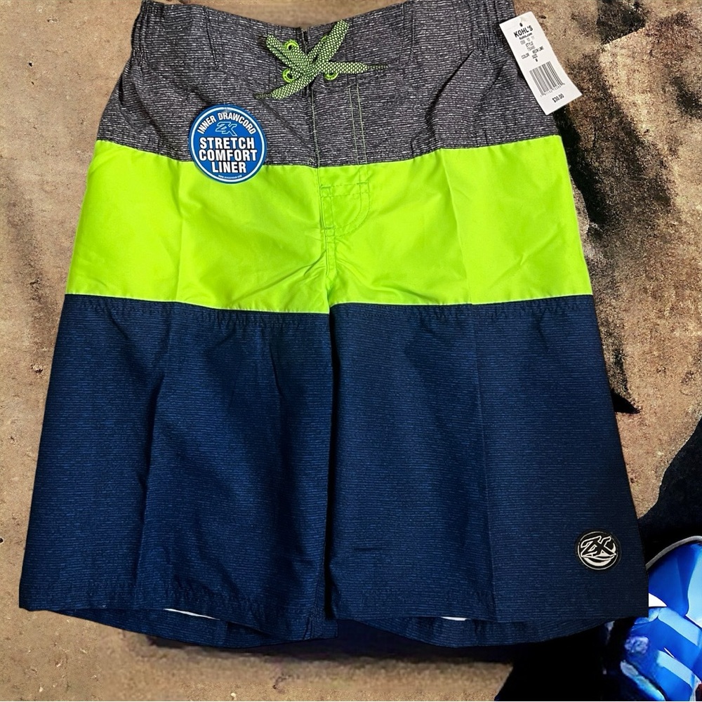 NWT Boys Microfiber Swim Trunks, sz 10/12.